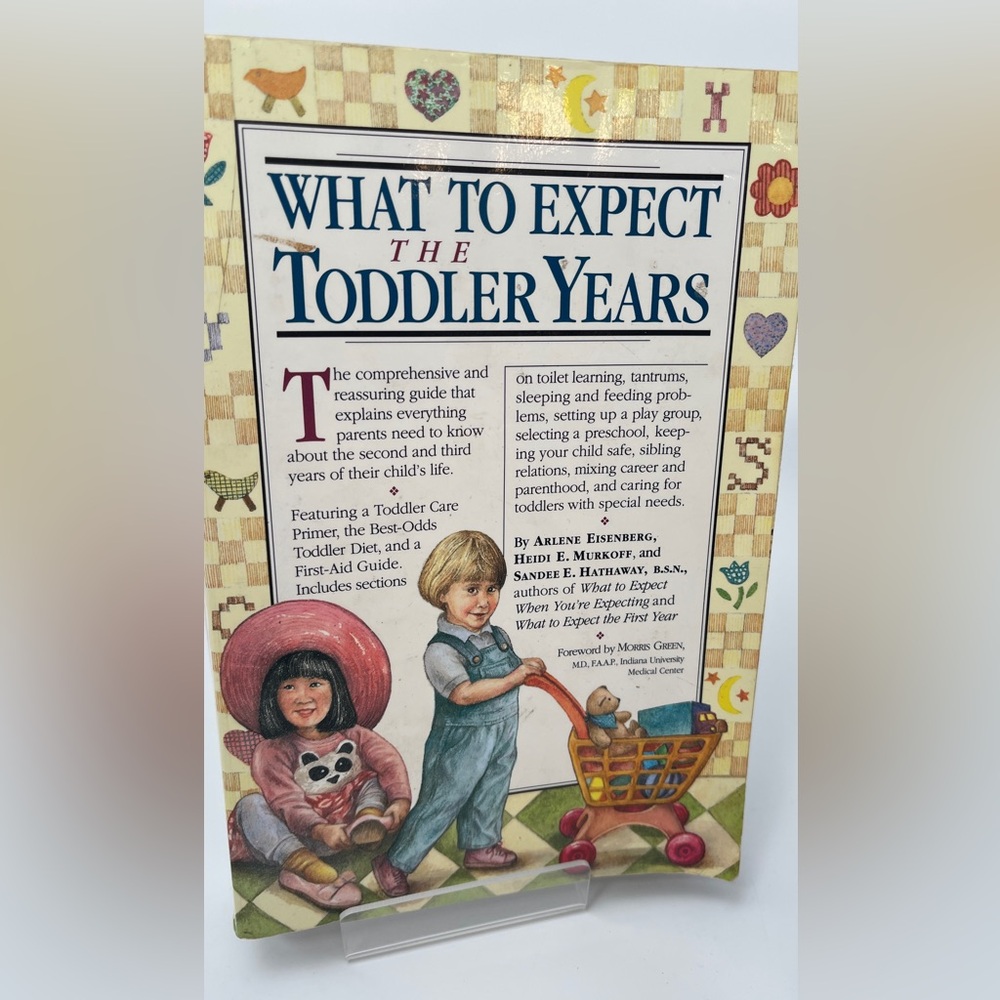 What to Expect the Toddler Years - White, Blue, Red
